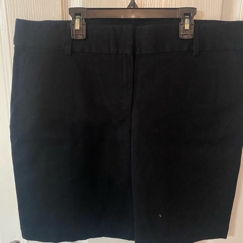 LOFT Black Bermuda Shorts with Clean Design